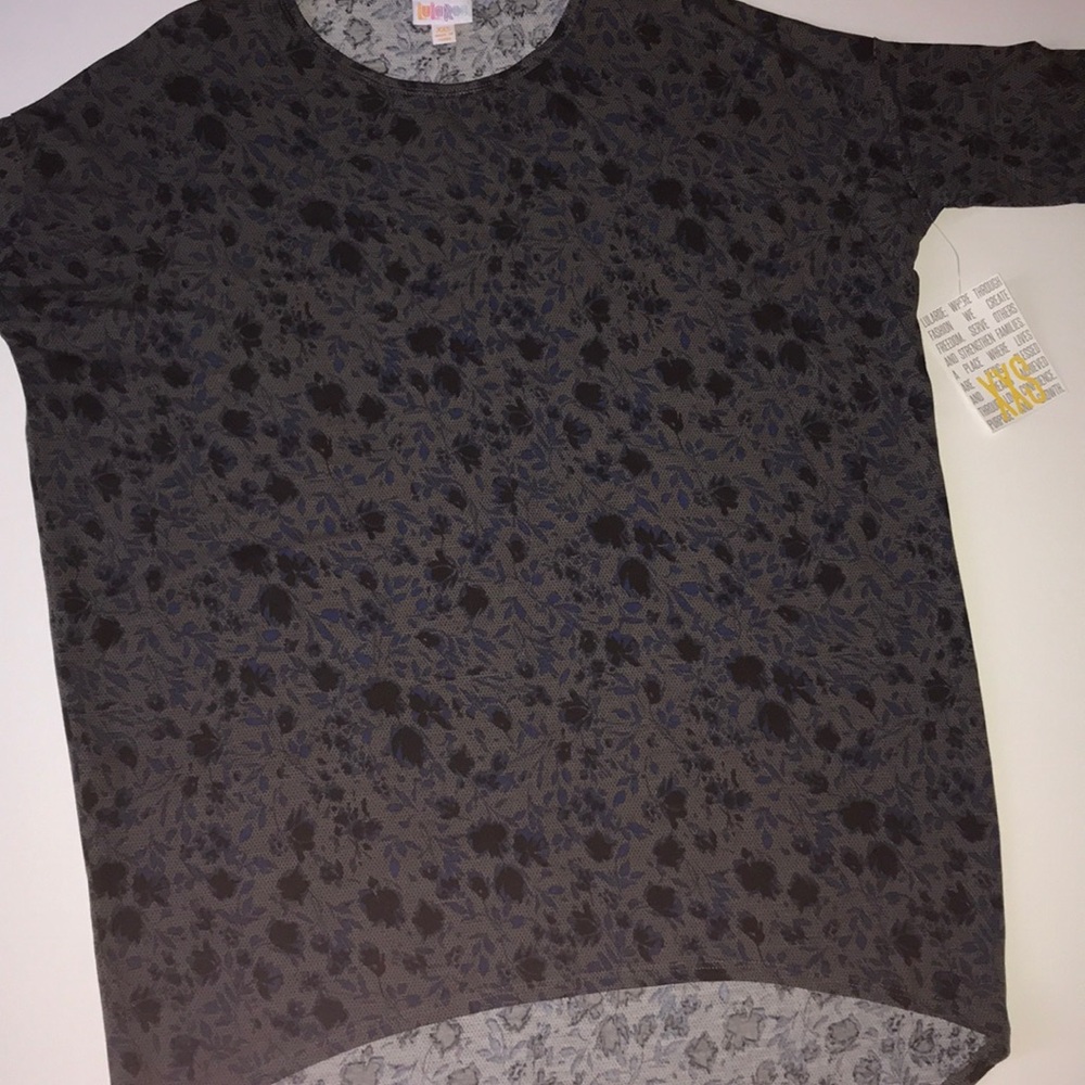 BNWT LuLaRoe Irma tunic size XXS